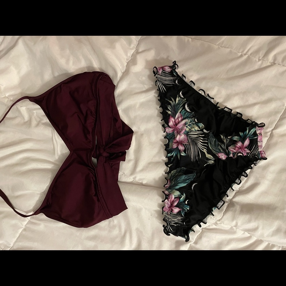 NEVER WORN BIKINI